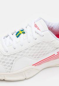 Salming SALMING VIPER - Chaussures de handball - white/magenta