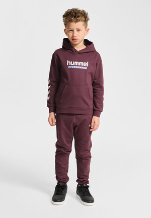 Hummel Hættetrøje - vineyard wine