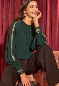 Love & Roses REGULAR FIT - CREW NECK SEQUIN  - Camicetta - dark green
