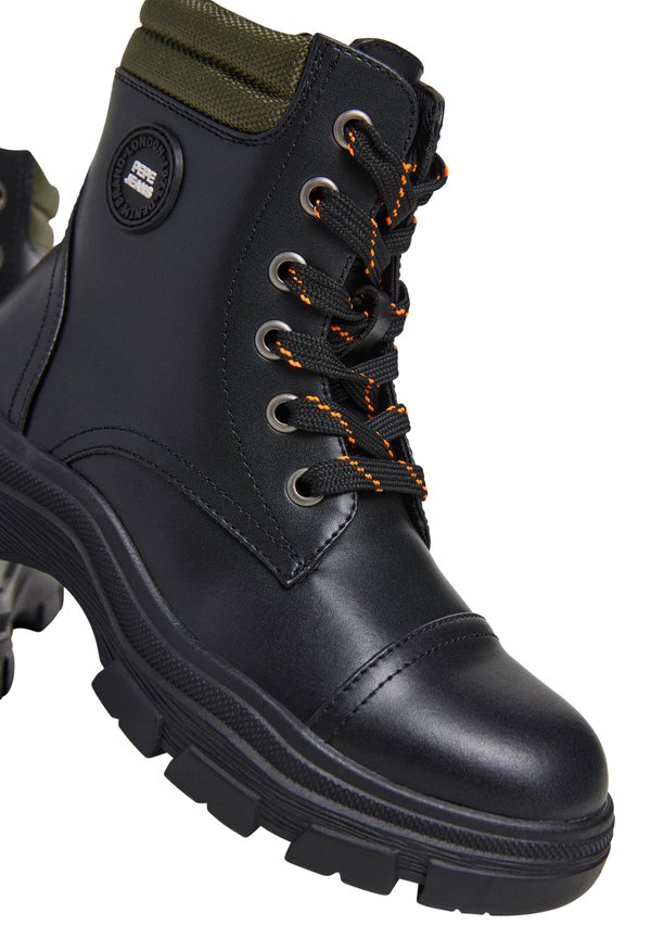 TRACK COMBAT B – Schnürstiefelette