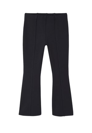 Schwarze, ausgestellte Hose mit glatter Textur, versehen mit vorderen Falten und einem Hochbund-Design. Keine sichtbaren Beschläge oder Verzierungen.
