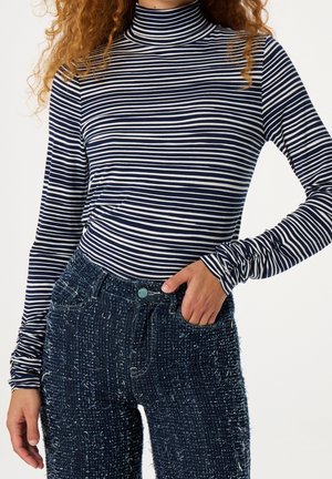 Bluzka z długim rękawem