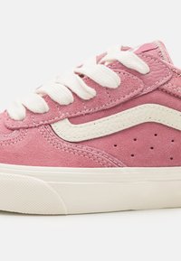 Vans ROWLEY CLASSIC UNISEX - Joggesko - pink/marshmallow