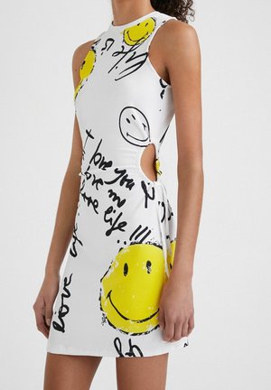 Desigual Vapaa-ajan mekko - white