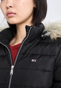Thumbnail Image 8