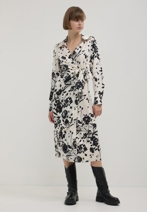 Calliope CROISÉE EN FANTAISIE - Blusenkleid - une variante