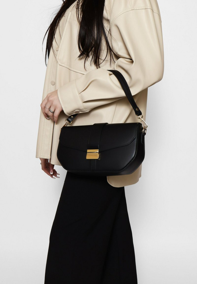 Roberta Rossi Borsa a mano - black