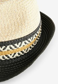 Next TRILBY  - REGULAR FIT - Müts - monochrome