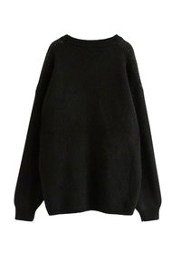 Černý pletený svetr s volným střihem, kulatým výstřihem a žebrovanými manžetami. Má strukturovanou tkaninu a jemné průhledné detaily na ramenou.