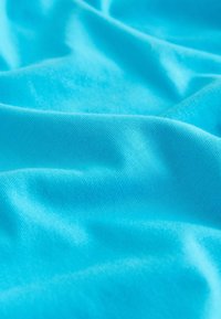 Nevybrané, aqua blue