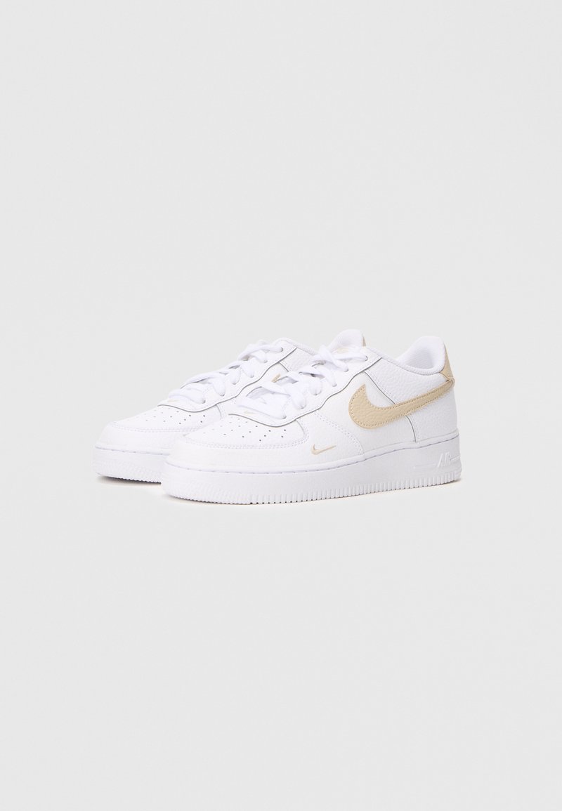 White Rattan Air Force One DorÃ© White Rattan Air Force One Beige