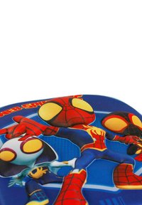 Karactermania CAPTAIN AMERICA FIRST SMALL 3D RUCKSACK WITH WHEELS - Trolley - Spiderman multi-coloured
