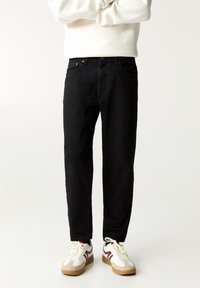 PULL&BEAR - STANDARD - Jeans Straight Leg - black denim Thumbnail-Bild 1