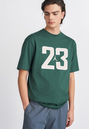 - T-shirt z nadrukiem