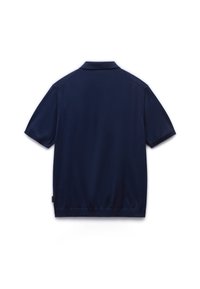 Thumbnail Image 7