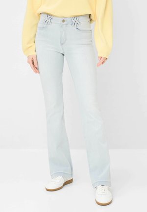 STYLE SHAKIRA - Jeans Bootcut - used bleached blue