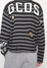 GCDS Sweter