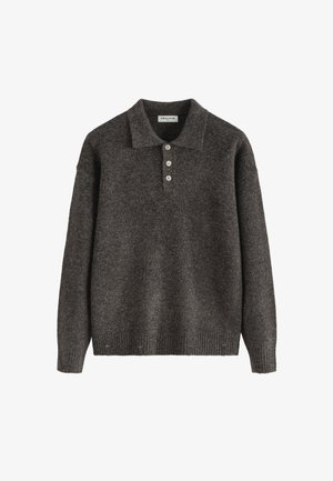 Pull en tricot gris foncé avec col, devant à trois boutons et poignets côtelés. Fabriqué en tissu doux et texturé.