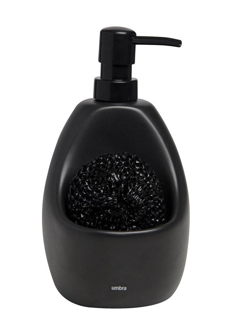 Distributeur de savon noir avec une base ronde, un design courbé et une éponge noire texturée à l'intérieur. Comprend un couvercle pompe pour distribuer le liquide.