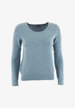 Pull léger bleu, à manches longues, fabriqué en tissu doux. Il présente un col rond et un petit logo accentué sur le bas à gauche.