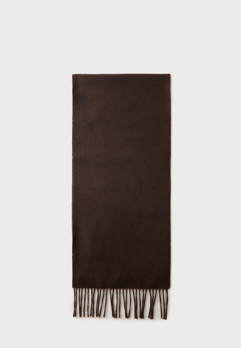 Écharpe rectangulaire marron foncé avec des franges sur un bord court, présentée à plat sur un fond clair.