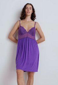 LASCANA LAS CAPSULE NEGLIGÉ - Noćna košulja - purple