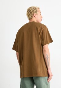Carhartt WIP SCRIPT EMBROIDERY - T-shirts basic - lumber/white