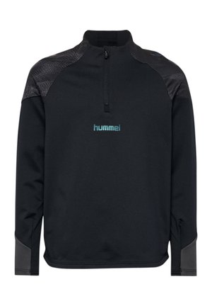 Schwarzes Sportoberteil mit langen Ärmeln, Vorderreißverschluss bis zur Brust, strukturierten dunklen Schultern und hellblauem "hummel" Logo auf der Brust.