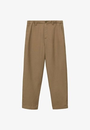 Hnedé bavlnené nohavice s rovnými nohavicami, s gombíkovým zapínaním, pútky na opasok a bočnými vreckami. Ľahký materiál s hladkou textúrou.