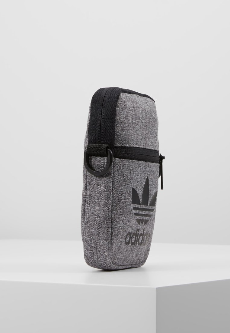 adidas Originals MEL FEST BAG - Across 