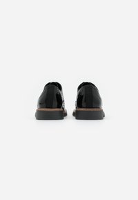 s.Oliver Stringate - black