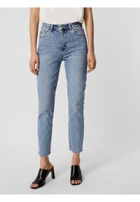 Zakenman vermogen Archaïsch Vero Moda NOOS - Straight leg jeans - light blue denim/lichtblauw -  Zalando.nl