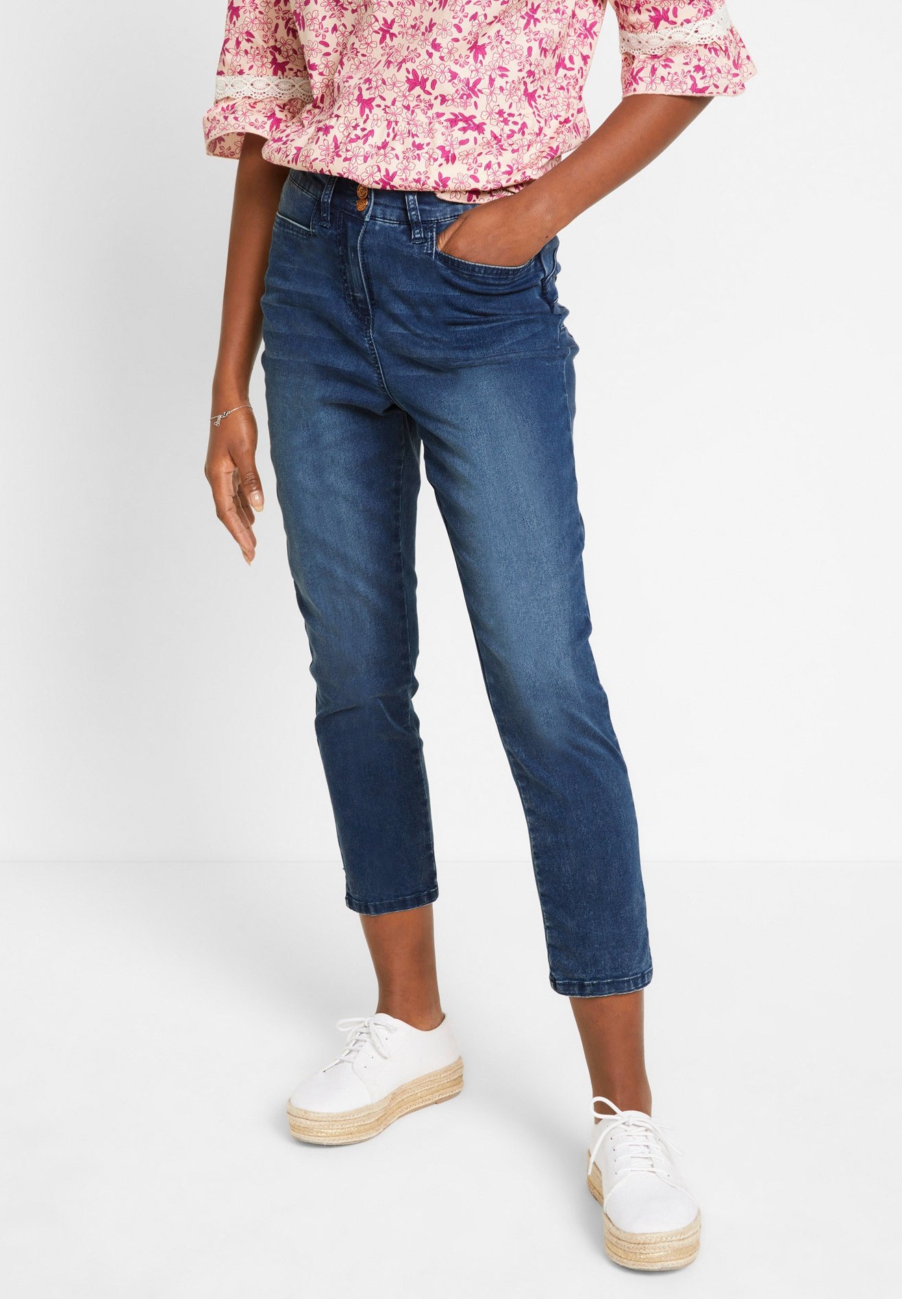 bonprix MAITE KELLY PUSH-UP 7/8-LÄNGE FIGURFORM - Jeans slim fit - blau/ denim délavé - Zalando