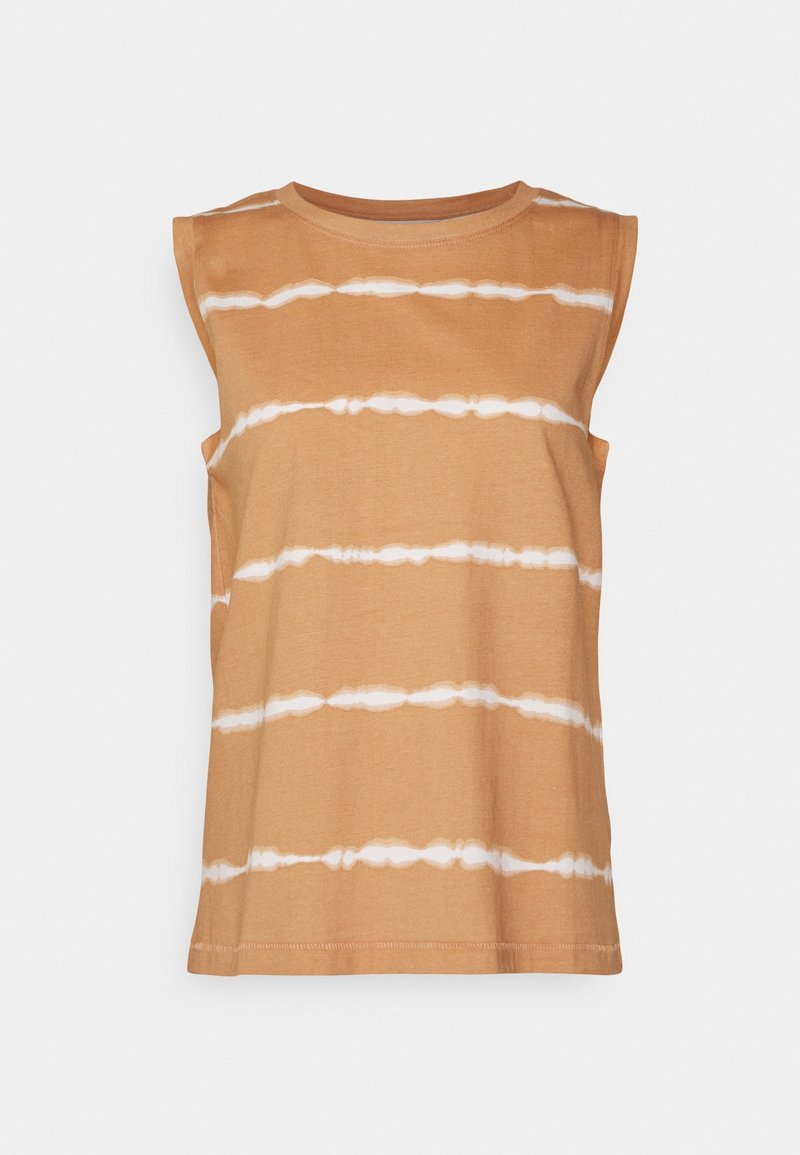 Débardeur beige avec des rayures horizontales blanches tie-dye, col rond et coupe décontractée sur un fond clair uni.