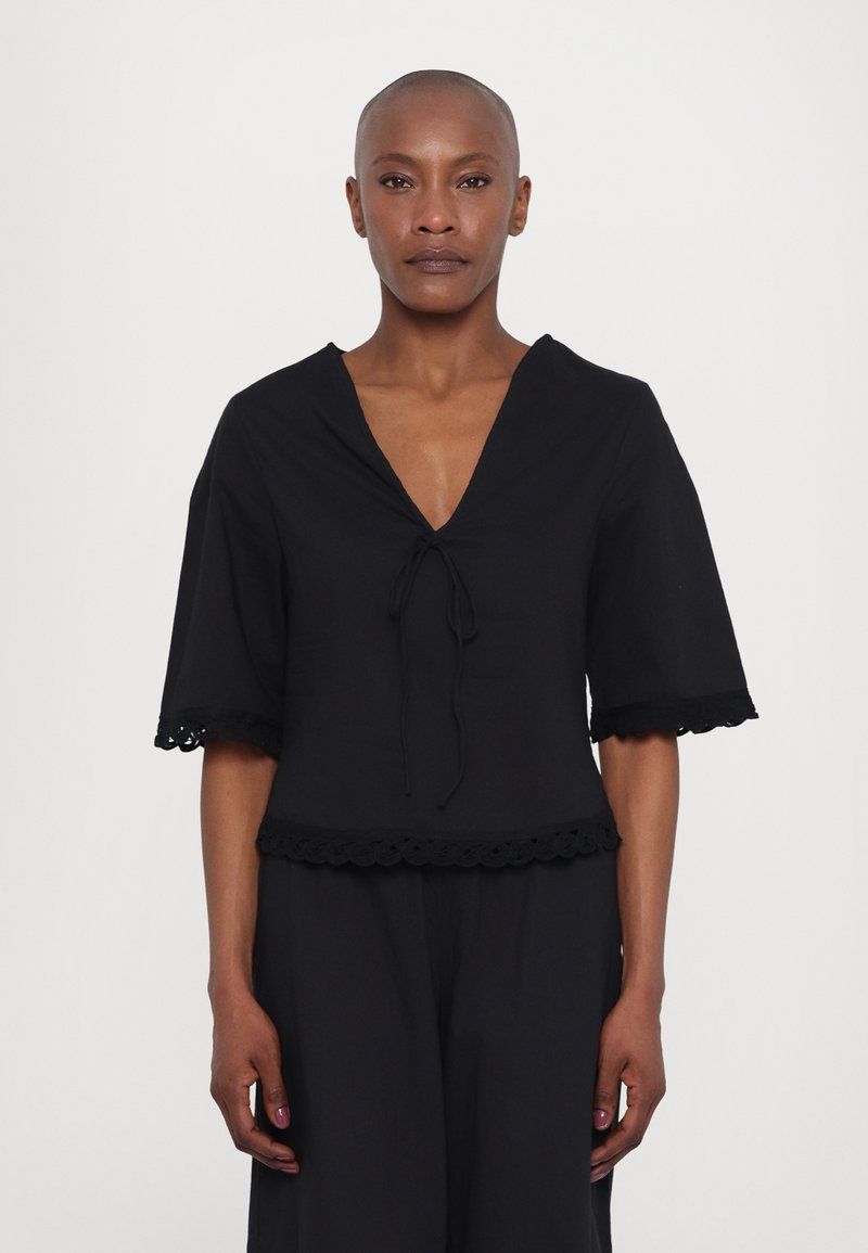 By Malene Birger ULRIKKE - Blouse - black