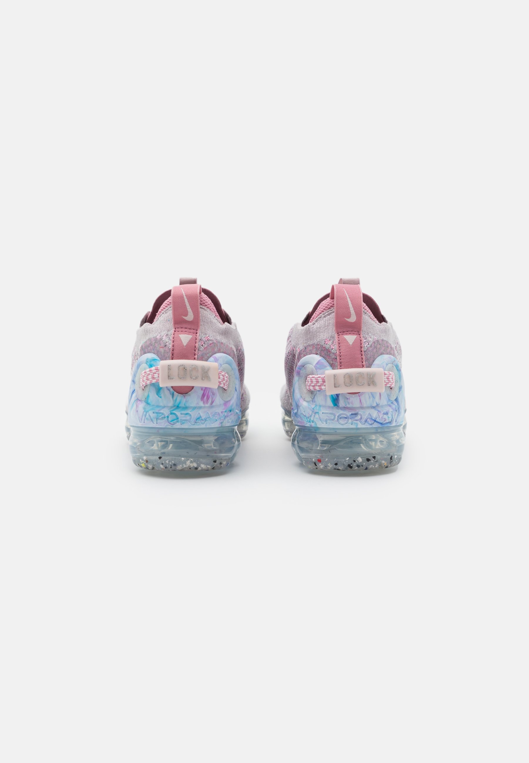arctic pink vapormax