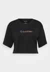 BOXY CROP PRIDE TEE - Gornji dio pidžame - black