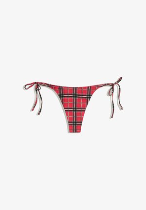 Bas de bikini à carreaux rouges et noirs avec liens latéraux ajustables sur fond blanc.