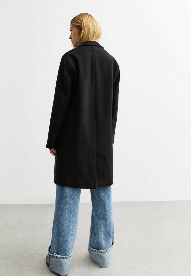 Manteau/veste NEW LOOK Noir - Taille 10 - Longueur Hanches - Occasion Très Bon état