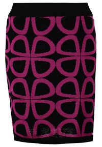 Stickad pennkjol med ett djärvt rosa geometriskt mönster på svart bakgrund. Elastisk midja ger en bekväm passform och slät textur.