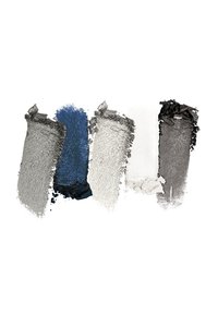 Cinque campioni di polvere: blu scuro, argento, bianco e due tonalità di grigio. Le trame sono morbide e opache con un leggero scintillio nell'argento.