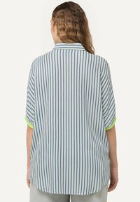 Ulla Popken STRIPED SHORT SLEEVE CONTRAST TRIM  - Hemdbluse - azure