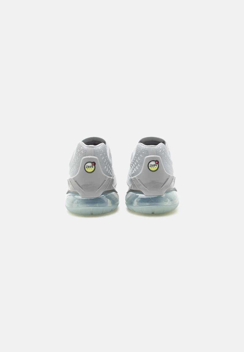 Nike Sportswear AIR MAX PHOENIX - Tenisky - light smoke grey/particle grey/wolf grey