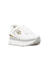 Sneaker platform bianchi con una finitura lucida, dettagli dorati, punta rotonda, design con lacci e suola texturizzata per aderenza e trazione.