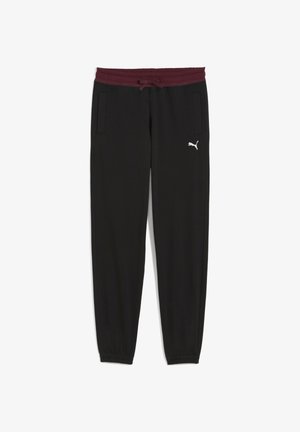 Čierne tepláky s bordovým elastickým pásom, sťahovacou šnúrkou, dvoma bočnými vreckami a bielym logom Puma na ľavom stehne.