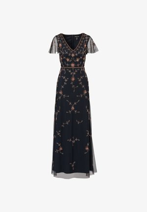 Abito nero lungo fino alla caviglia con maniche leggere a sbuffo, scollo a V e un motivo di ricami floreali rosa su tutta la superficie.