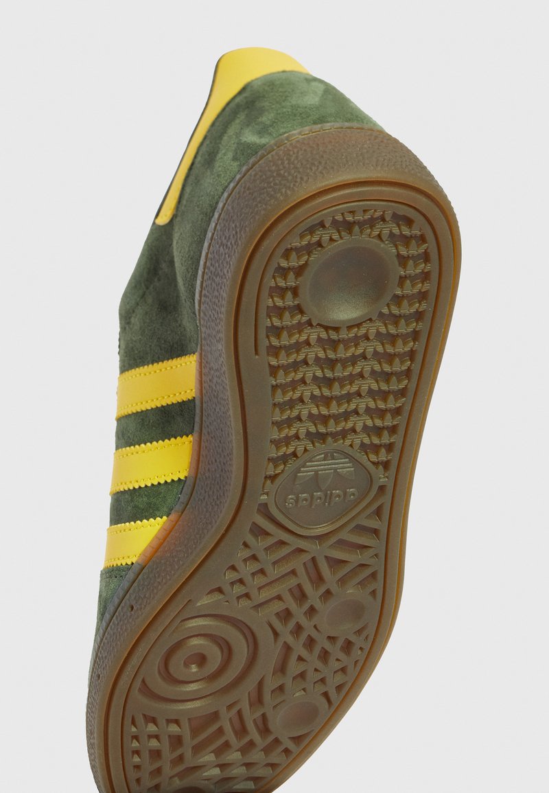 adidas gazelle silver green womens adidas Originals Gazelle Indoor