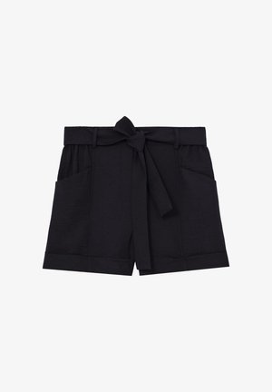 Schwarze Damen-Shorts mit hoher Taille, großen Fronttaschen und einem Stoffgürtel, der in der Taille zu einer Schleife gebunden ist.