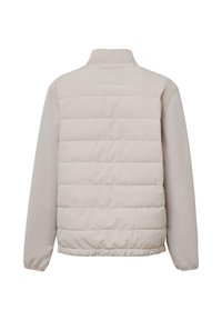 Helle graue gepolsterte Jacke mit Stehkragen, horizontalen Nähten, elastischen Bündchen und einem gerafften Saum. Glatte Stoffstruktur.