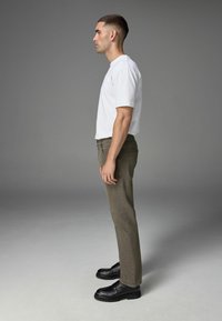 Next VINTAGE - REGULAR FIT - Straight leg jeans - dark khaki